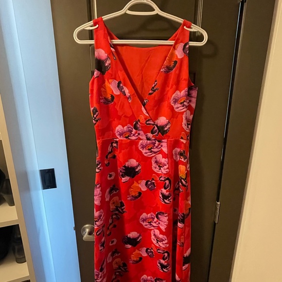 Banana Republic, Size 2, red floral dress - Picture 2 of 4